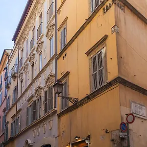 Domus Lupae -live In The Heart Of Appartement