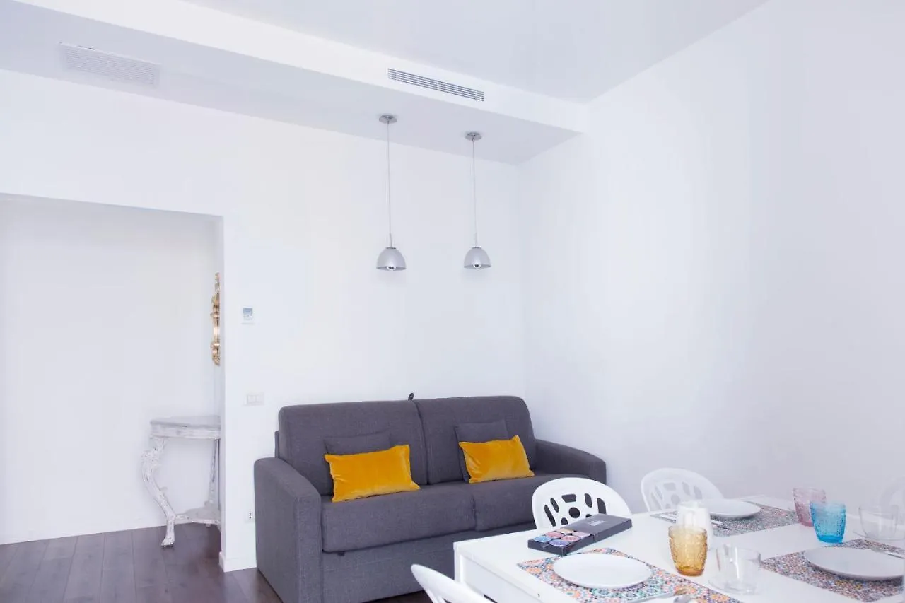 Ema Flat In Trastevere ローマ